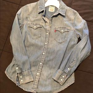 Levi’s denim button up